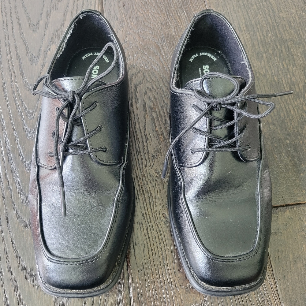 Sonoma Boys dress shoes